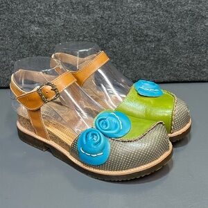 L'Artiste by Spring Step Sandals Size 37 (6.5-7)